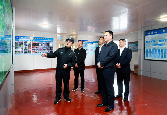 余紅輝到中林集團在杭子企業(yè)調(diào)研