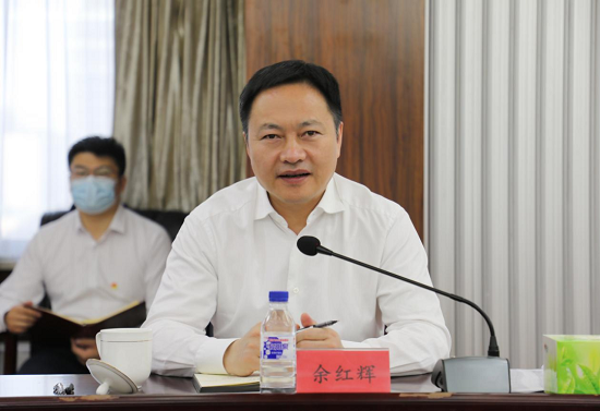 余紅輝到中國(guó)林產(chǎn)品公司開展主題教育專題調(diào)研